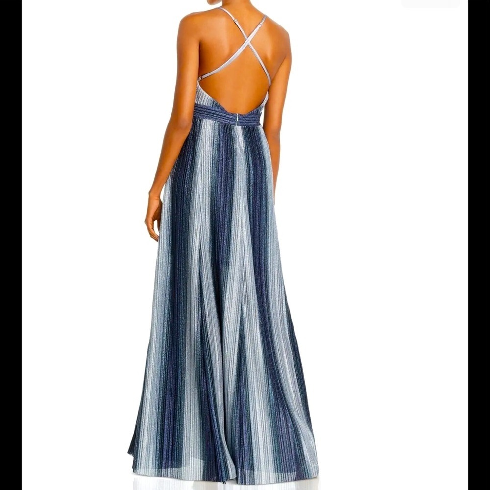 Women’s Formal Dress Size 8 AQUA Navy Pleated Glitter Striped Spaghetti Strap - Picture 2 of 6